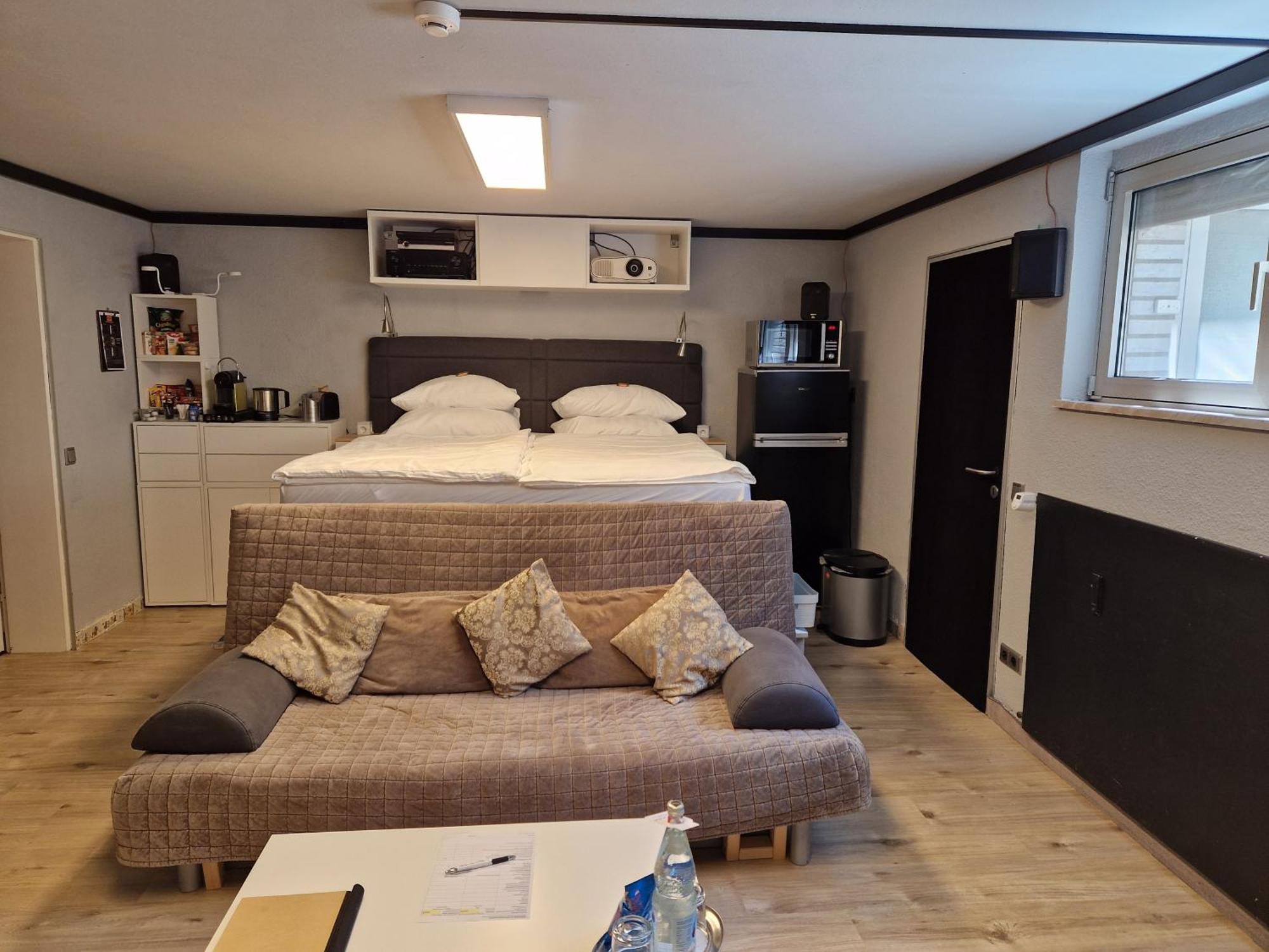 Genhulsen Gapsah-Das Apartment Mit Kino מראה חיצוני תמונה